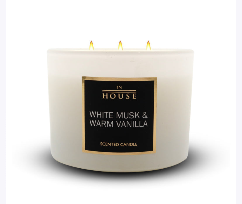 WHITE MUSK & WARM VANILLA CANDLE