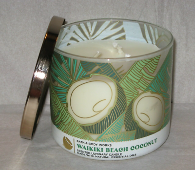 WAKIKI BEACH COCONUT CANDLE